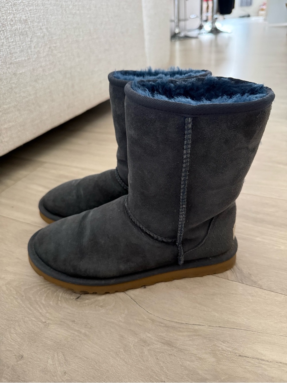 Women Classic Short Uggs- navy